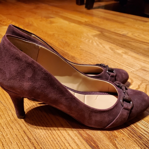 Ladies Shoes - Picture 10 of 11